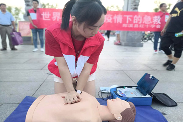 世界急救日——“快闪”传播应急救护理念
